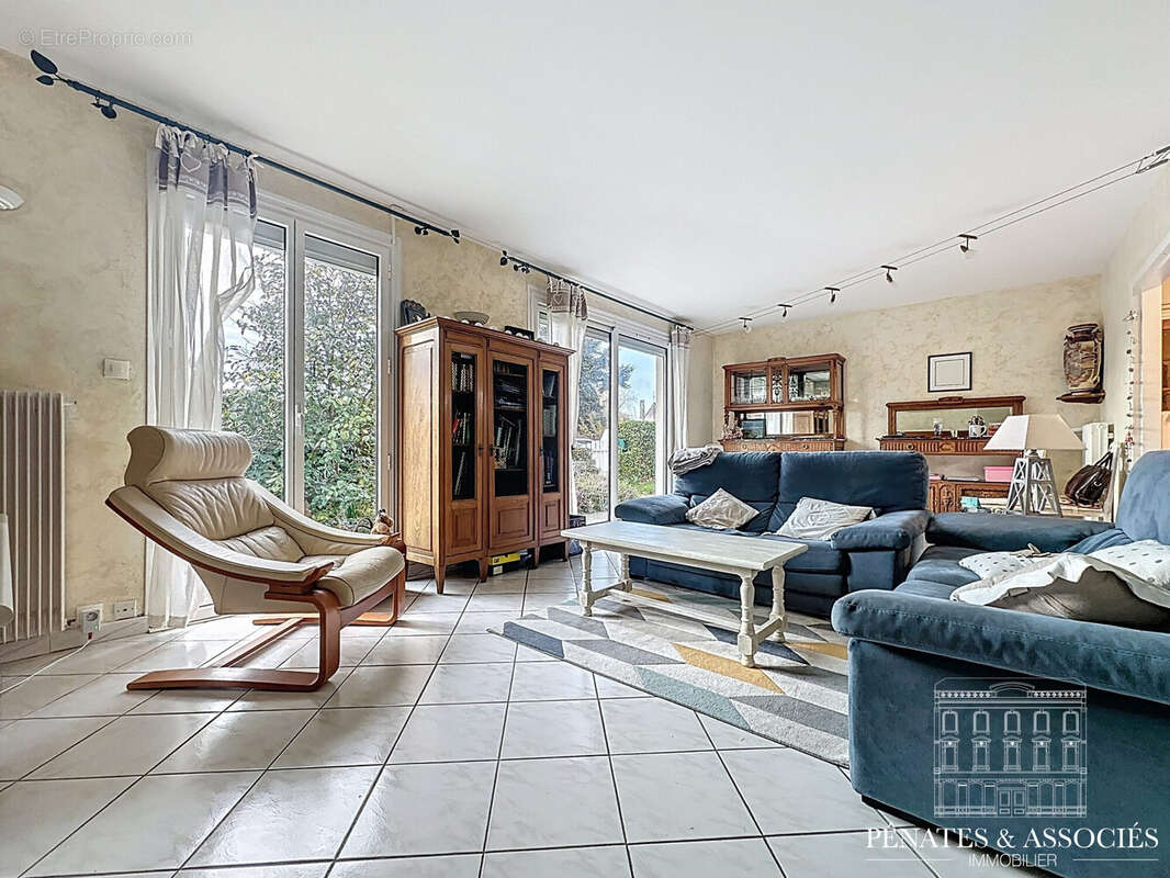 Maison à OFFRANVILLE