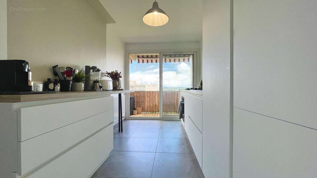 Photo 5 - Appartement à SAINT-MAURICE-DE-BEYNOST