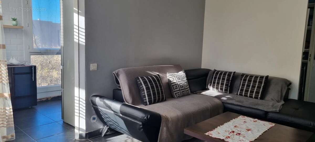 Appartement à MARSEILLE-15E