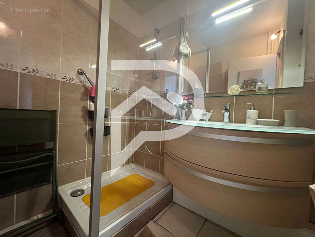 Appartement à ELANCOURT