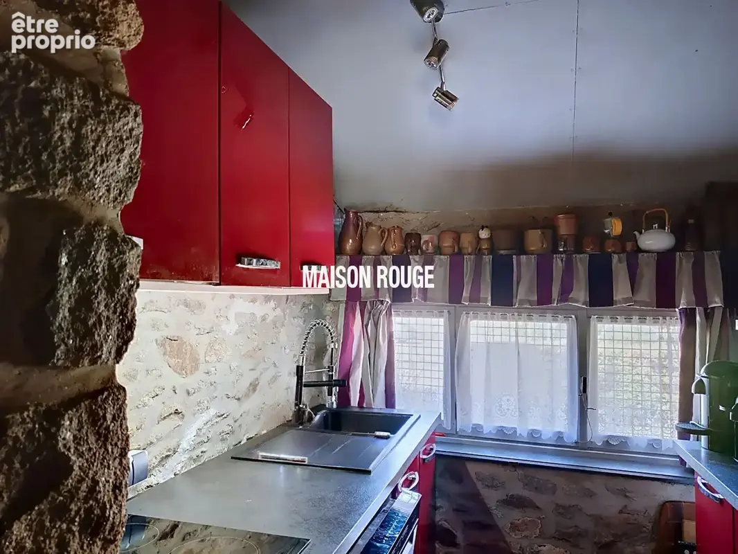 Belles possibilités pour cette  Maison  de pays au coeur du bourg - photo 5