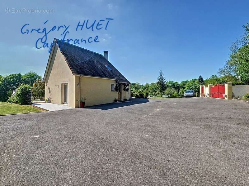 Maison à CORMEILLES