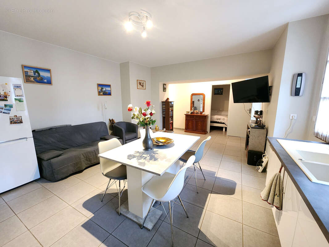 Deux Appartements T2 Loués à Vic la Gardiole - photo 3