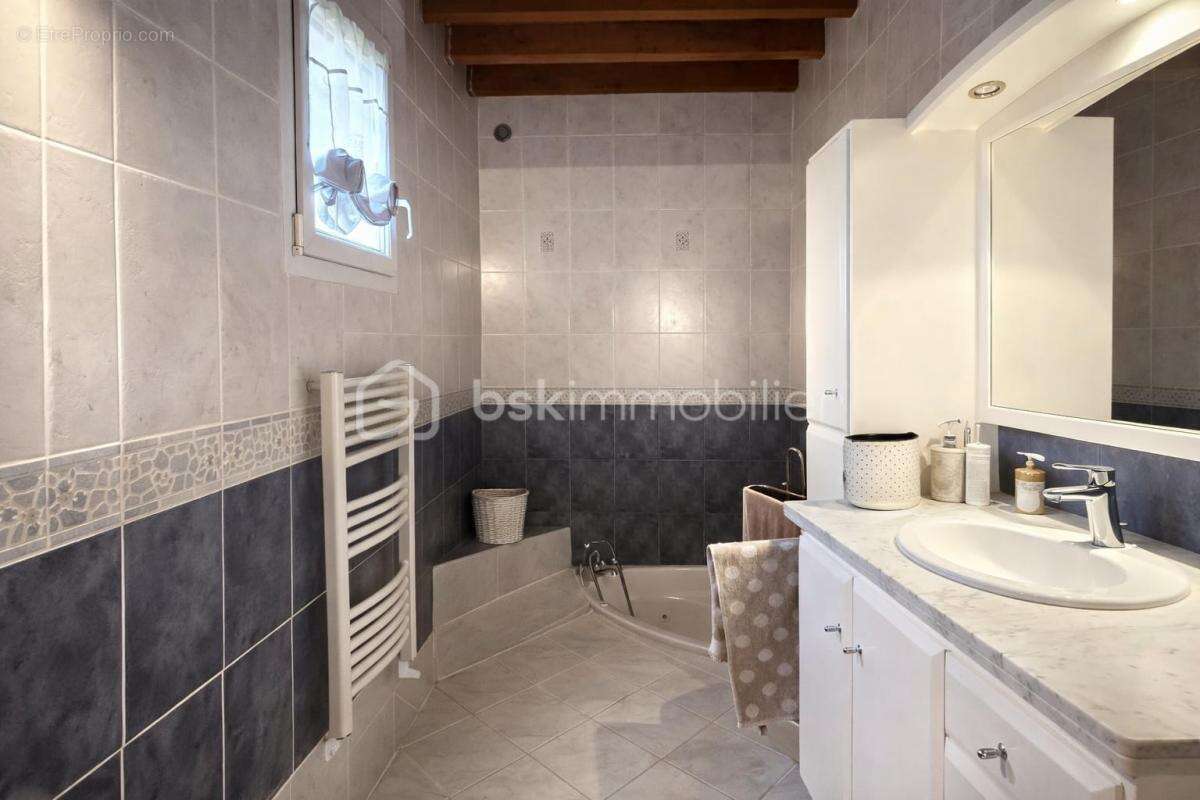 Maison à CAGNY