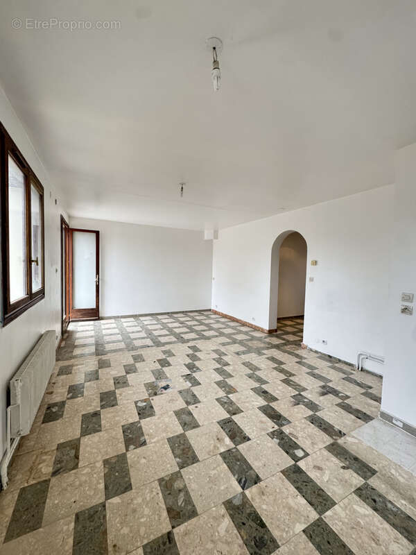 Maison à MITRY-MORY