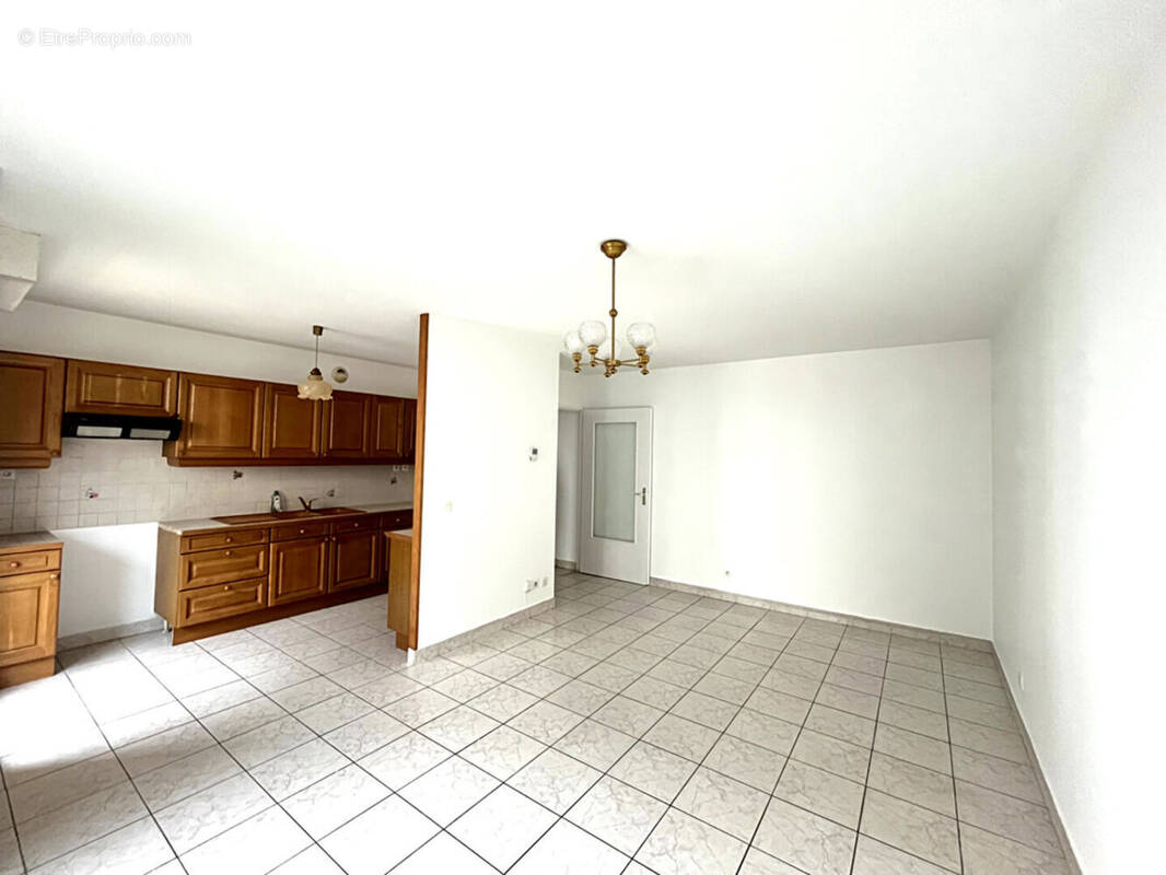 Appartement à LYON-7E