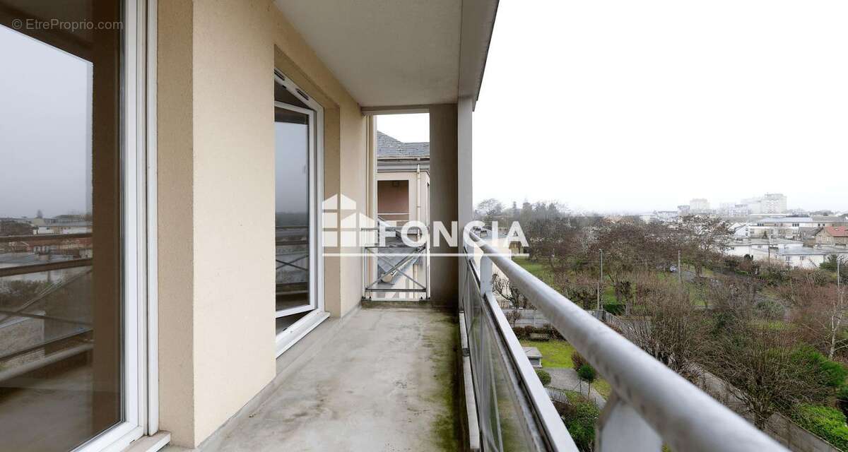 Appartement à MELUN