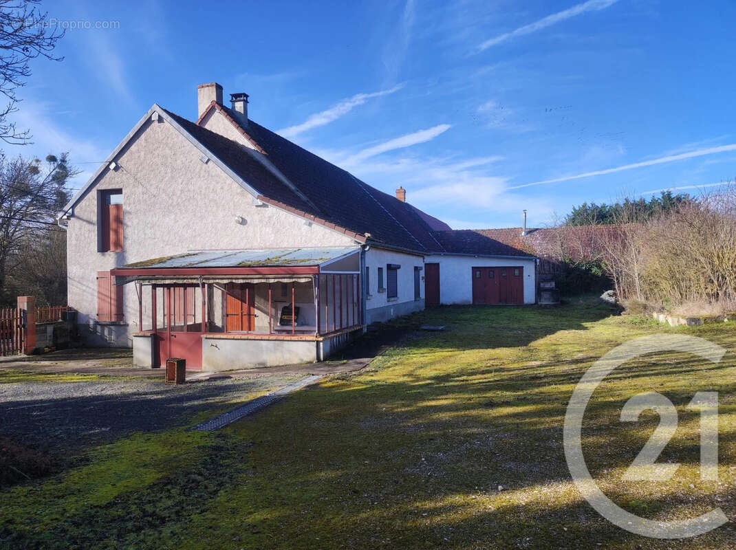 Maison à SAINT-PERE