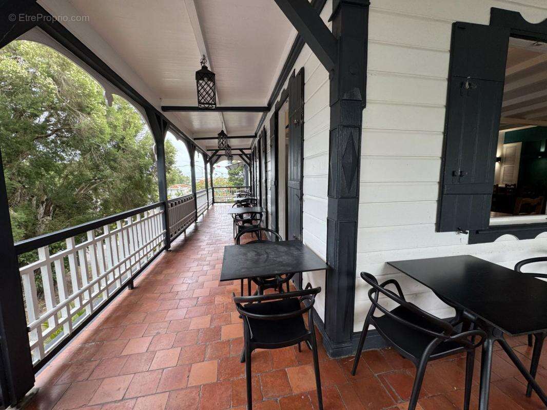 Commerce à FORT-DE-FRANCE