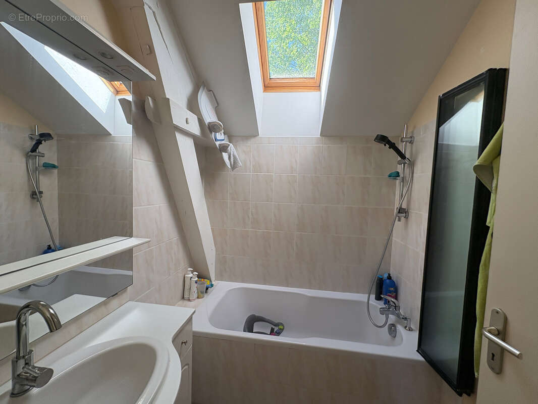 Appartement à SARLIAC-SUR-L'ISLE