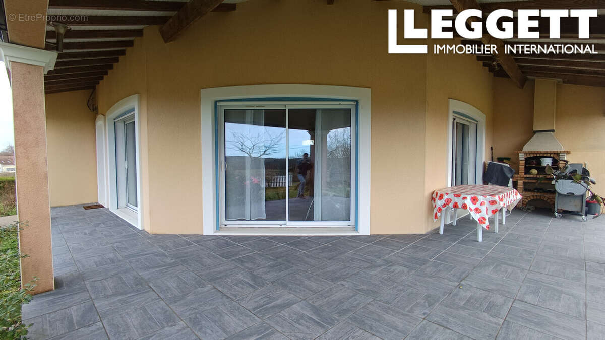 Maison à SAINT-AULAYE