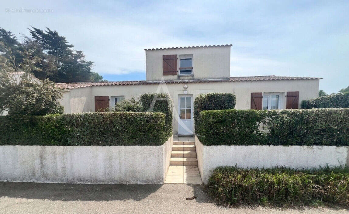 Maison à LONGEVILLE-SUR-MER