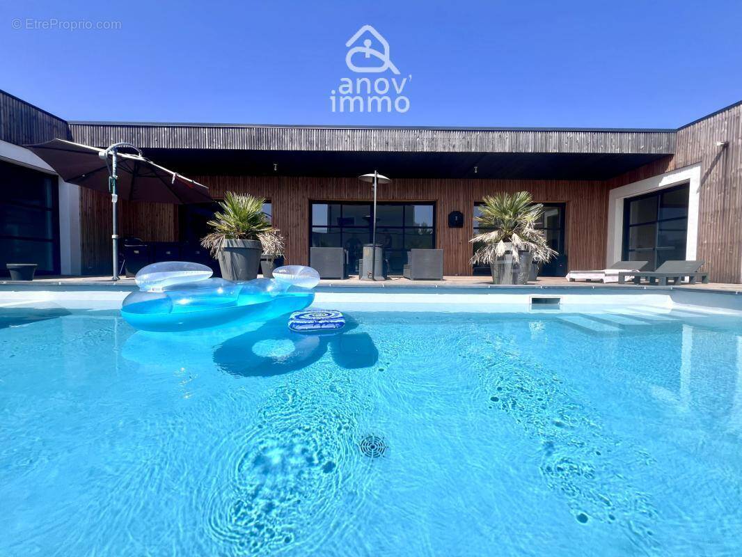 Maison à BUXEROLLES