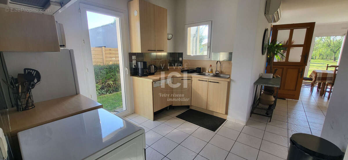 Maison à SAINTE-LUCE-SUR-LOIRE