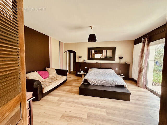 Maison à MONTBARTIER