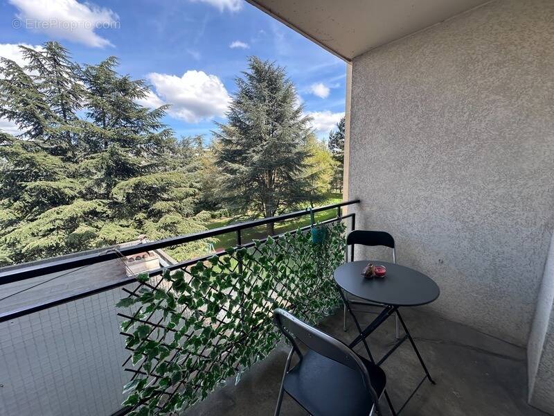 Appartement à SAINT-ETIENNE