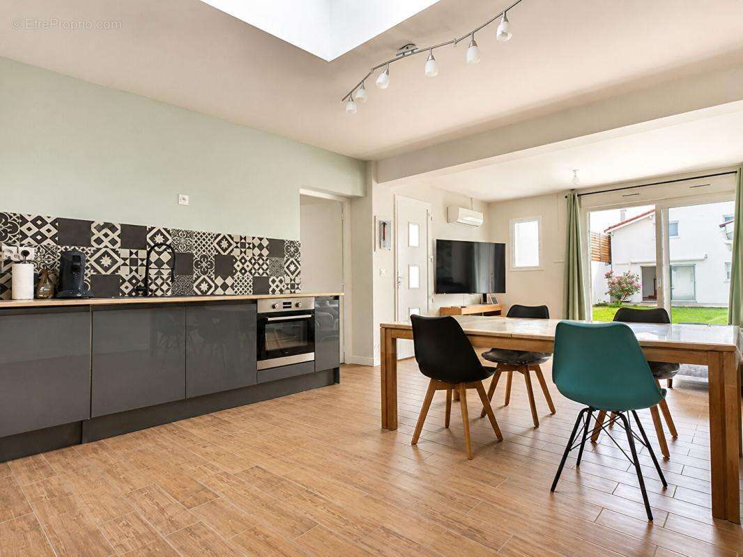Vente Maison 230m2 BEGLES (33130) - photo 12