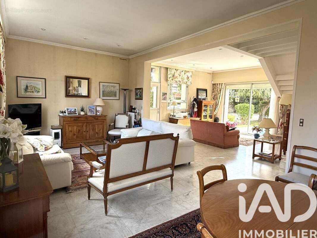 Photo 3 - Maison à COMPIEGNE