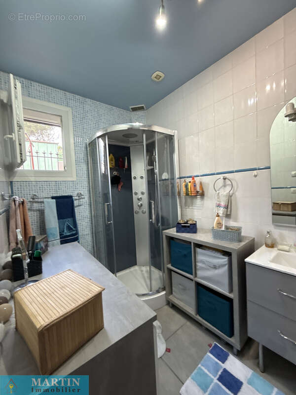 Maison à SAINT-LAURENT-DE-CERDANS