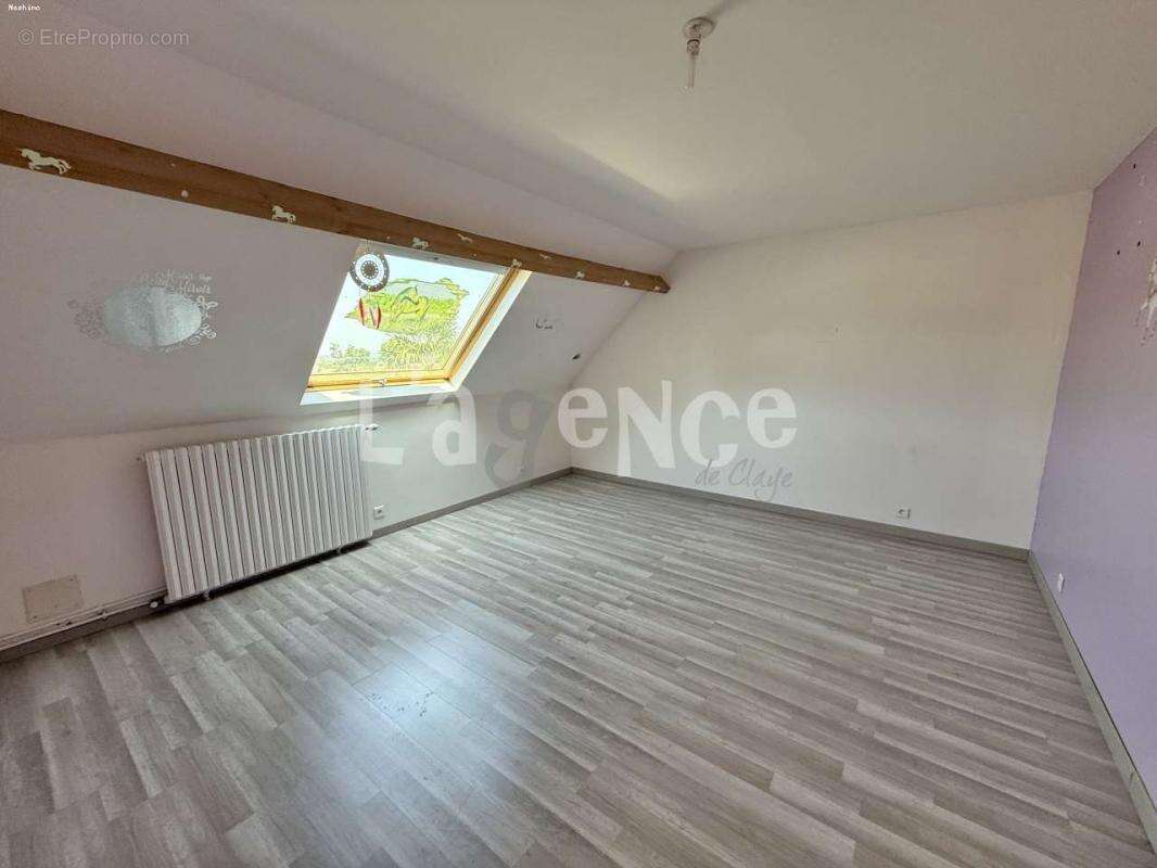 Maison à CLAYE-SOUILLY