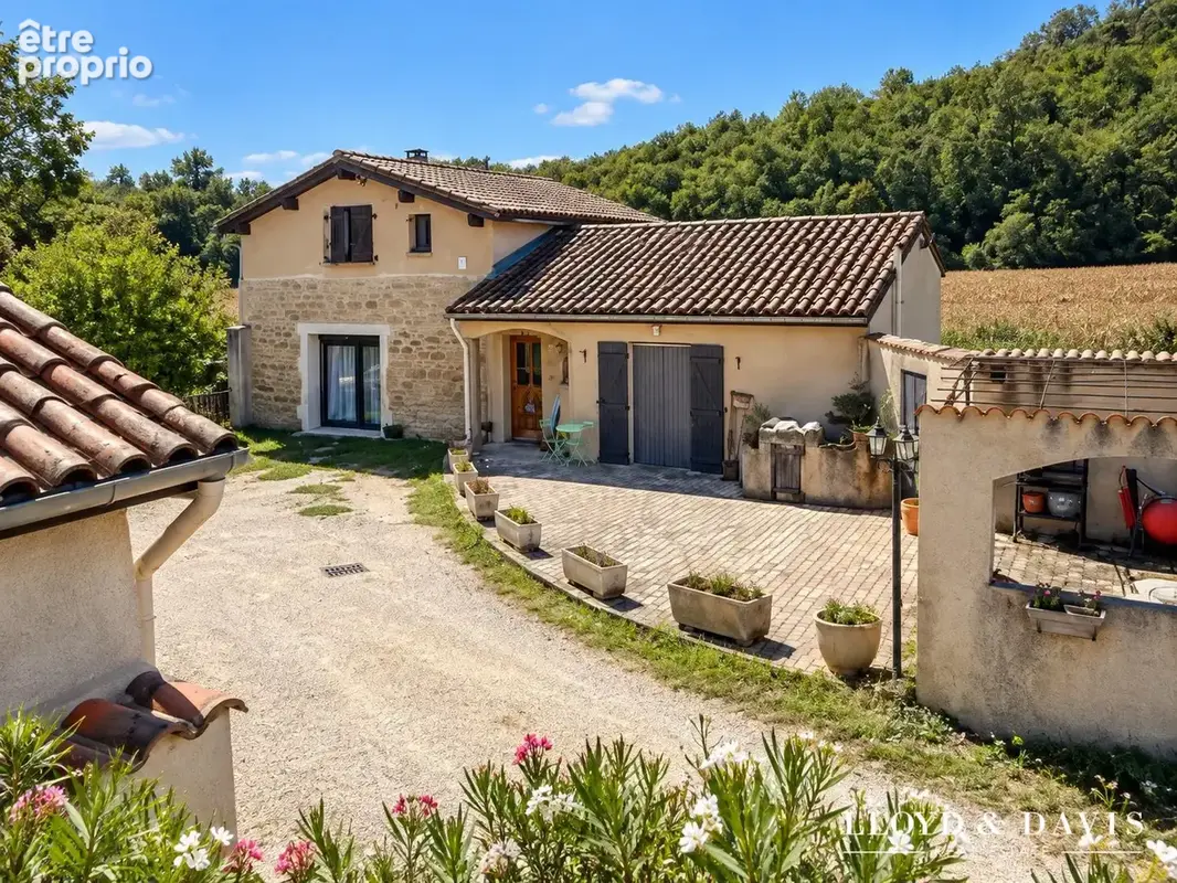 Maison à ROMANS-SUR-ISERE