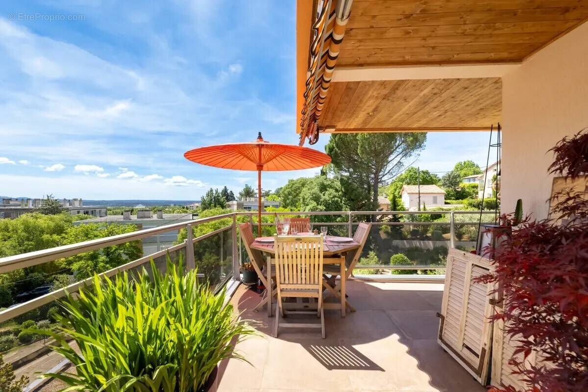 Appartement à AIX-EN-PROVENCE
