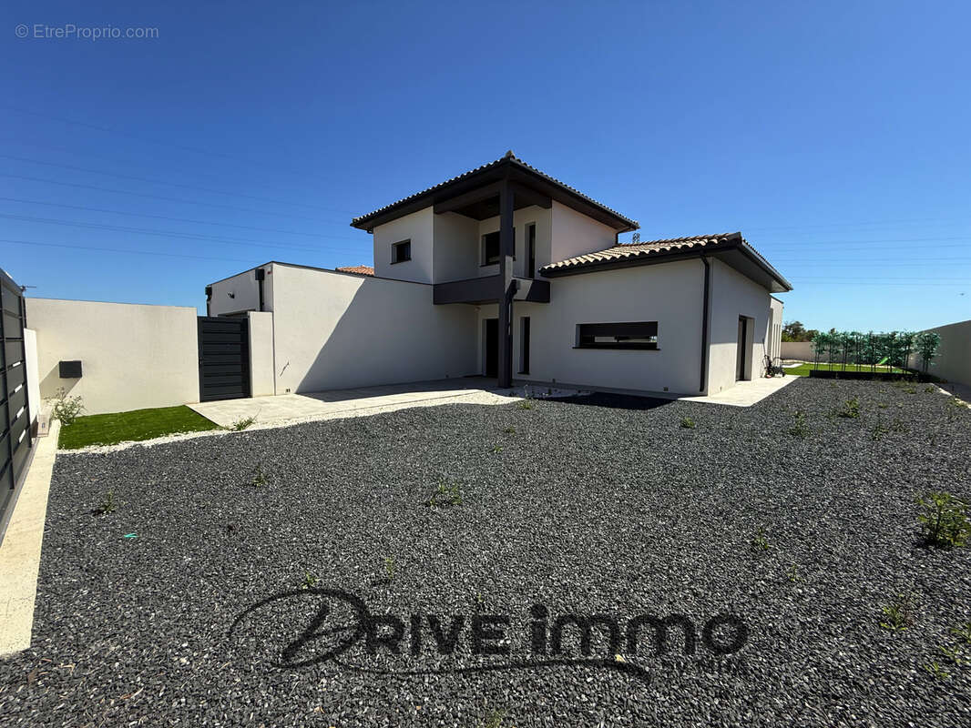Drive immo narbonne villa 140m2 jardin grand garage piscine - photo 13