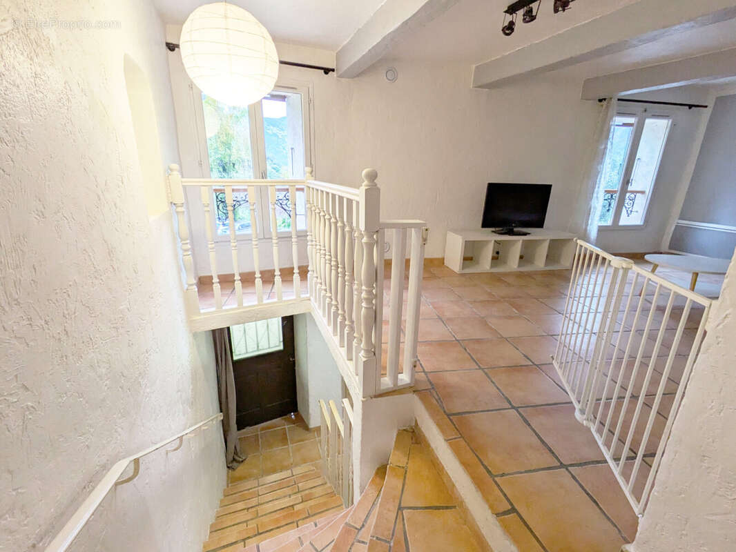 Gilette 4 pieces au calme en duplex - photo 12