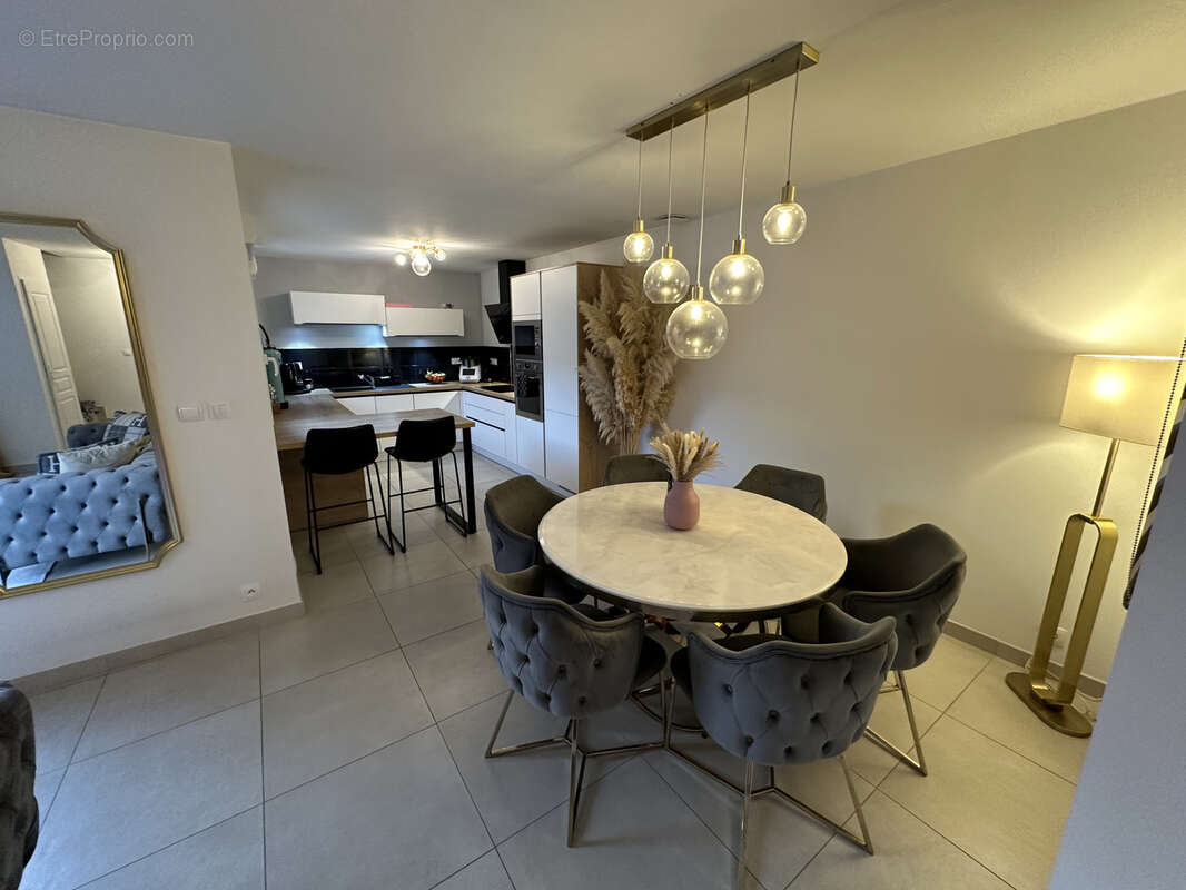 Maison à SAINT-PIERRE-DES-CORPS