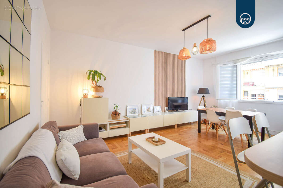 NICE - BAS LANTERNE - Appartement 2 pièces - 59 m2 - photo 3
