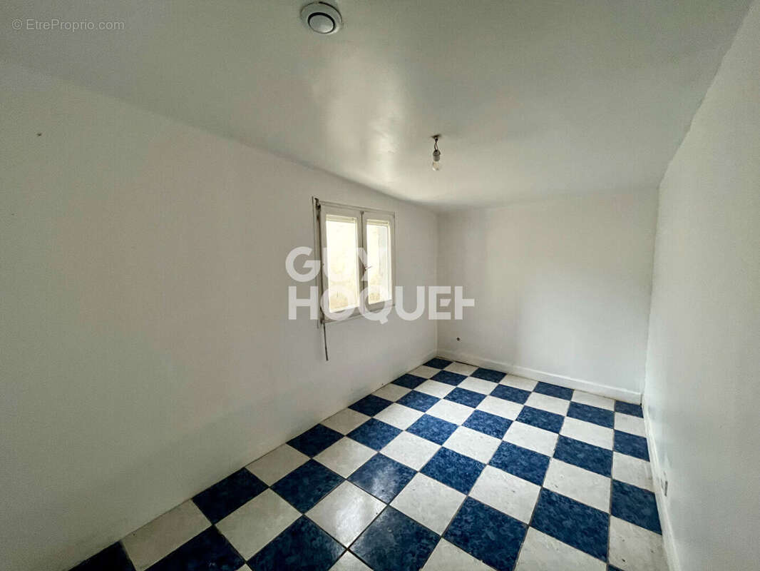 Appartement à FONTENAY-SOUS-BOIS