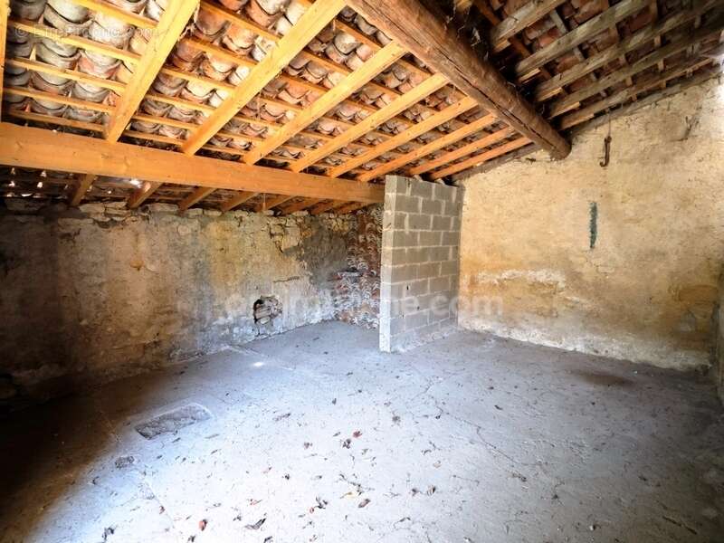 Maison à BUZY-DARMONT
