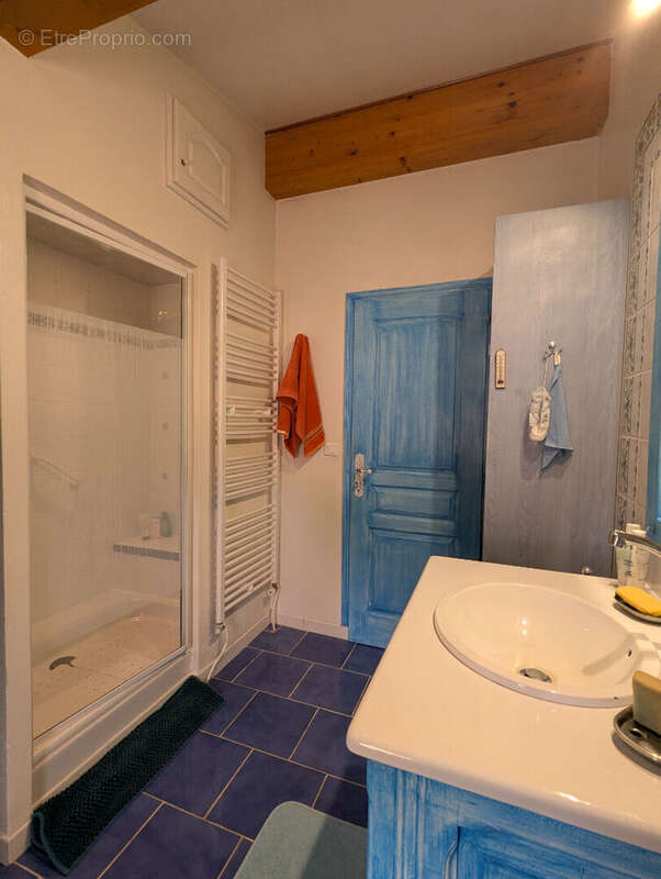 Appartement à SALERNES