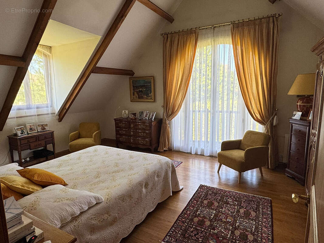 Maison à FEUCHEROLLES