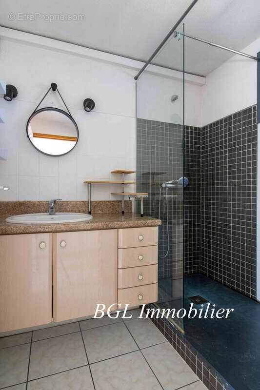 Plein centre biscarrosse  -  appartement t3 - photo 13