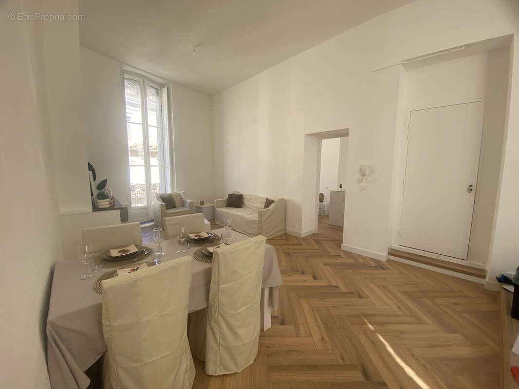 Appartement à NIMES
