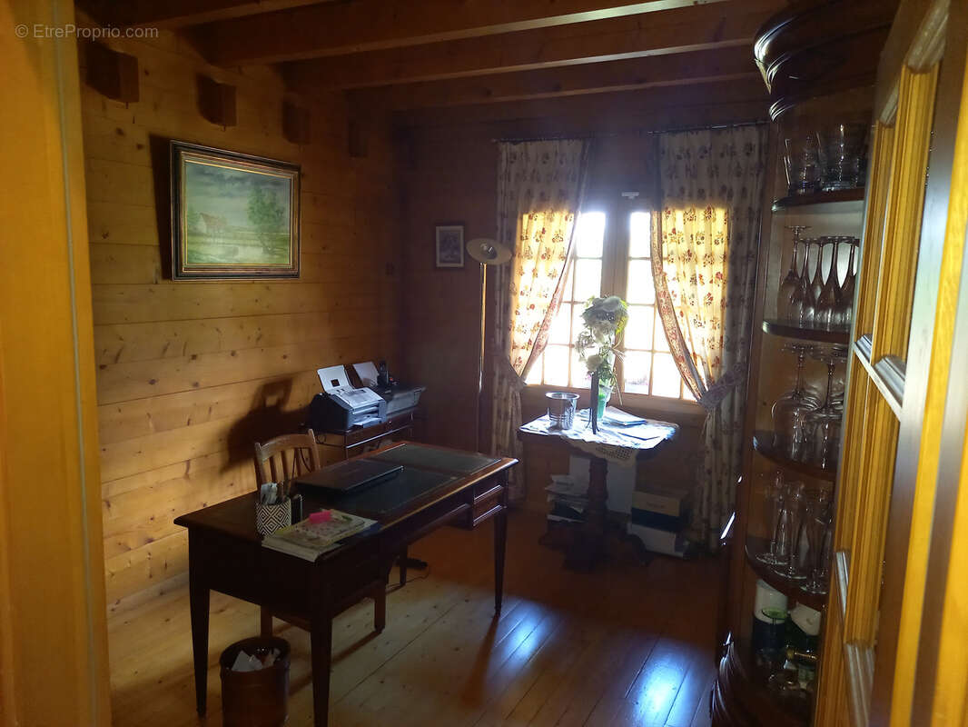 Maison à AIX-NOULETTE