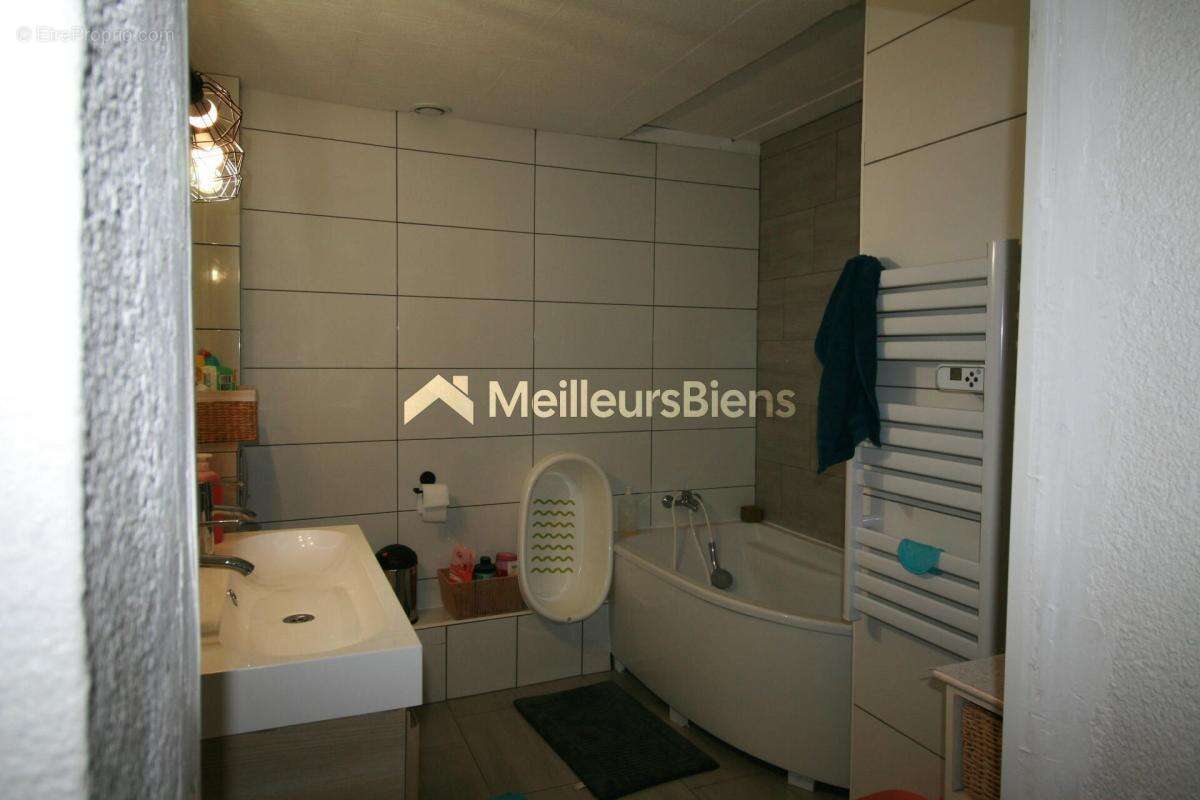 Maison à ANTHY-SUR-LEMAN