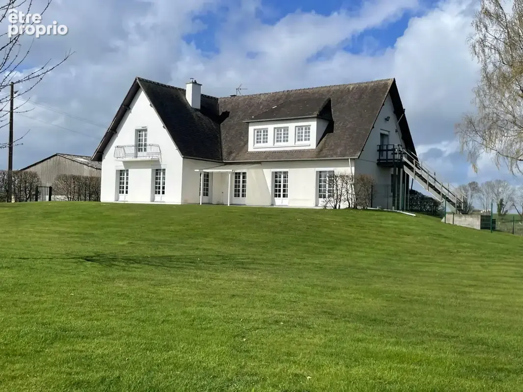 Maison 6 pièces 230 m² à vendre à Bernay (27300) - photo 2