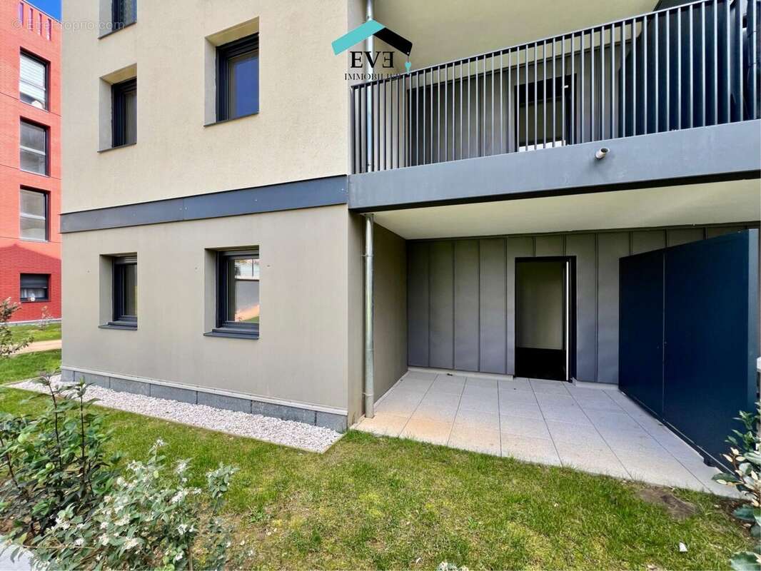 Appartement à PONT-DE-CHERUY