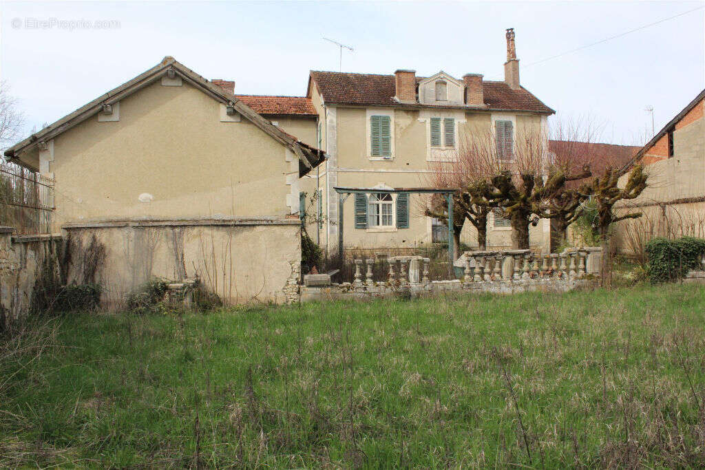 Maison à CHABLIS