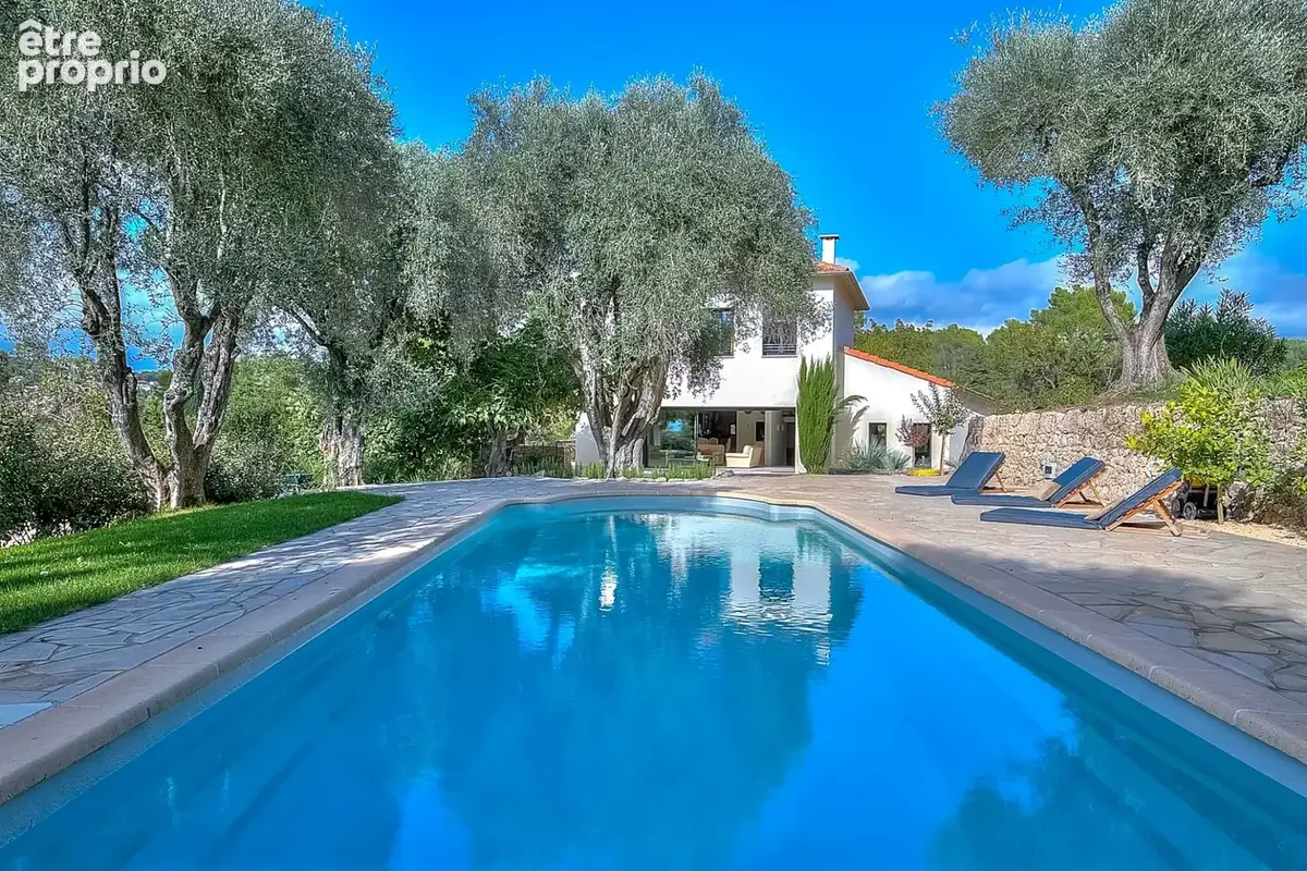 Maison à MOUGINS