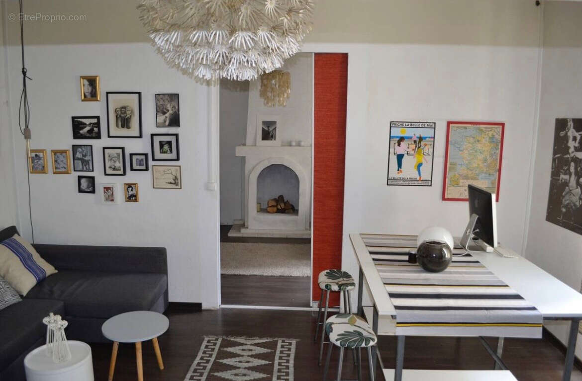 Appartement à MARSEILLE-4E