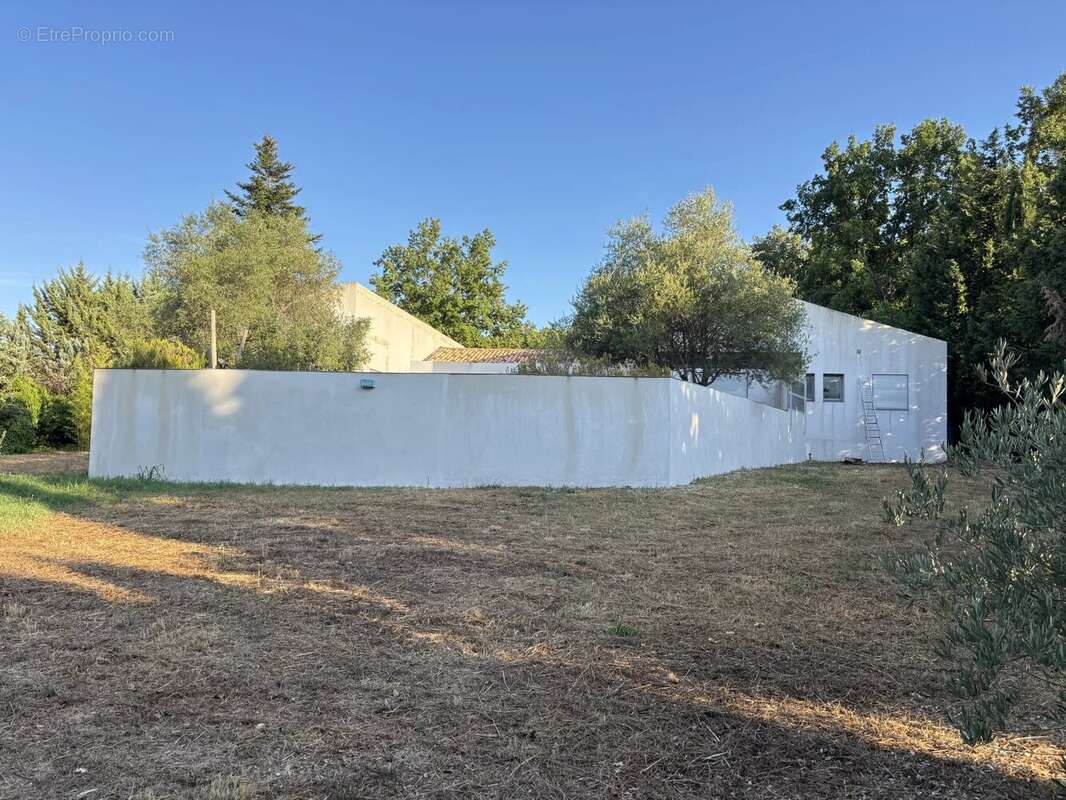 Maison à FIGANIERES