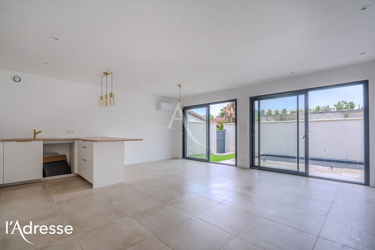 Maison à LE BOUSCAT