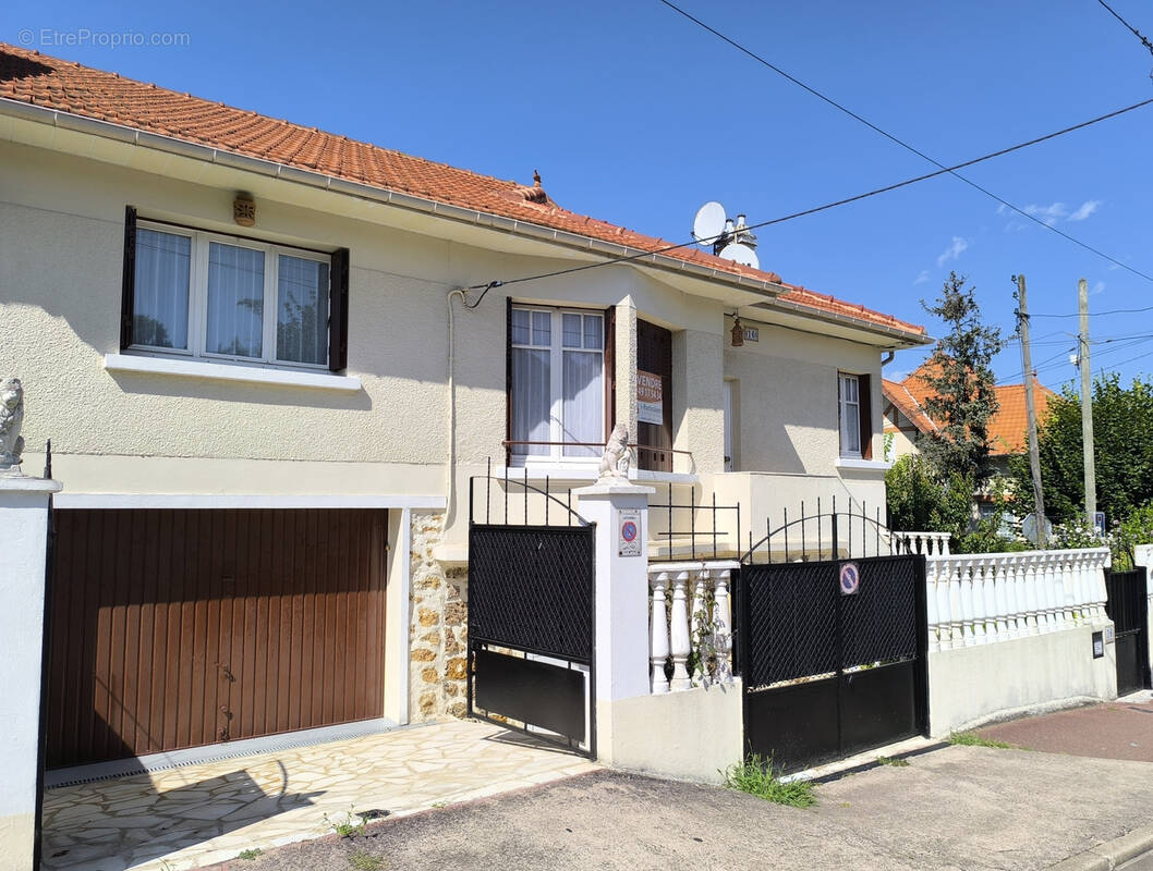 Maison à LONGJUMEAU