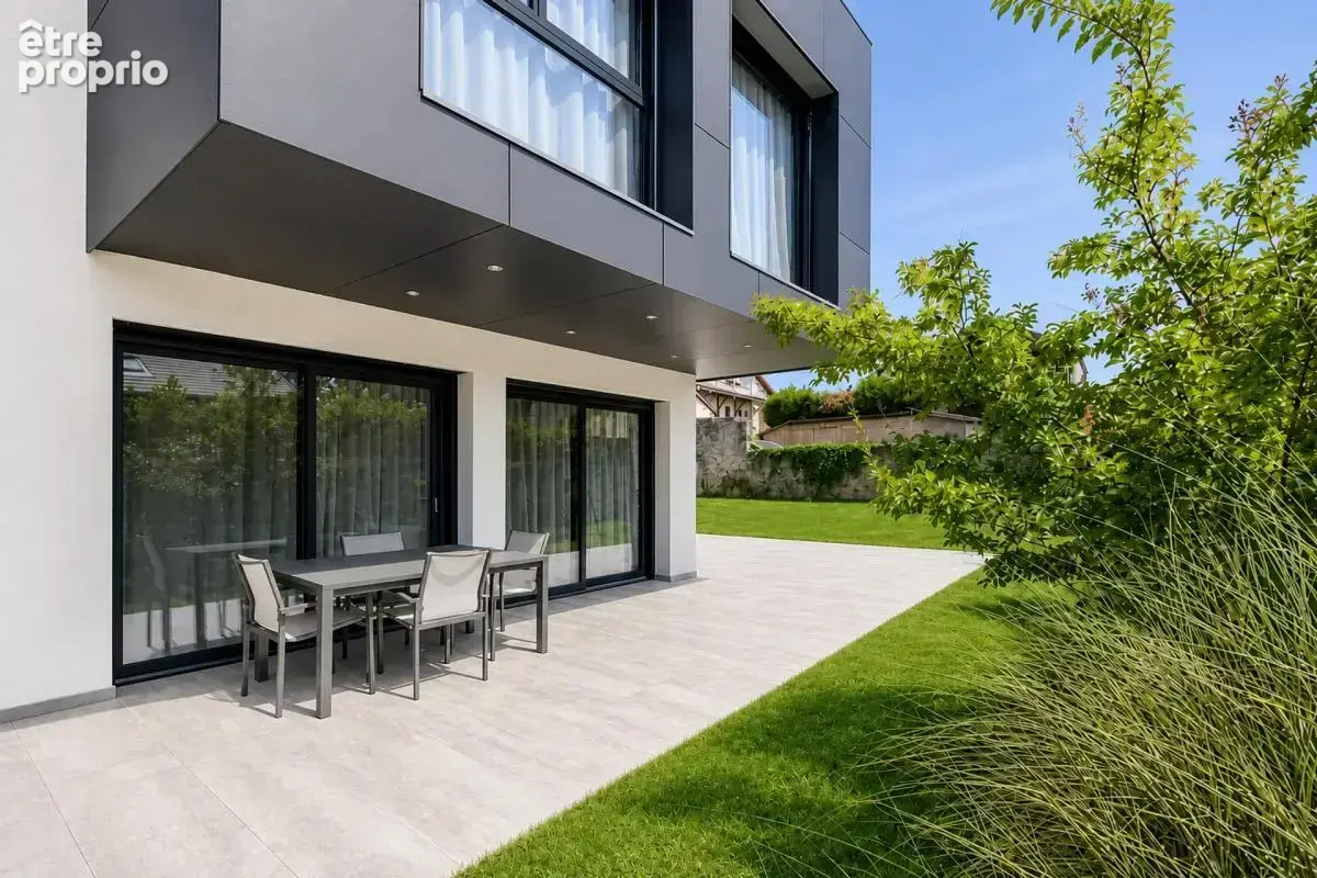 THONON-Corzent Villa  de 227 m² avec T2 indépendant - photo 2