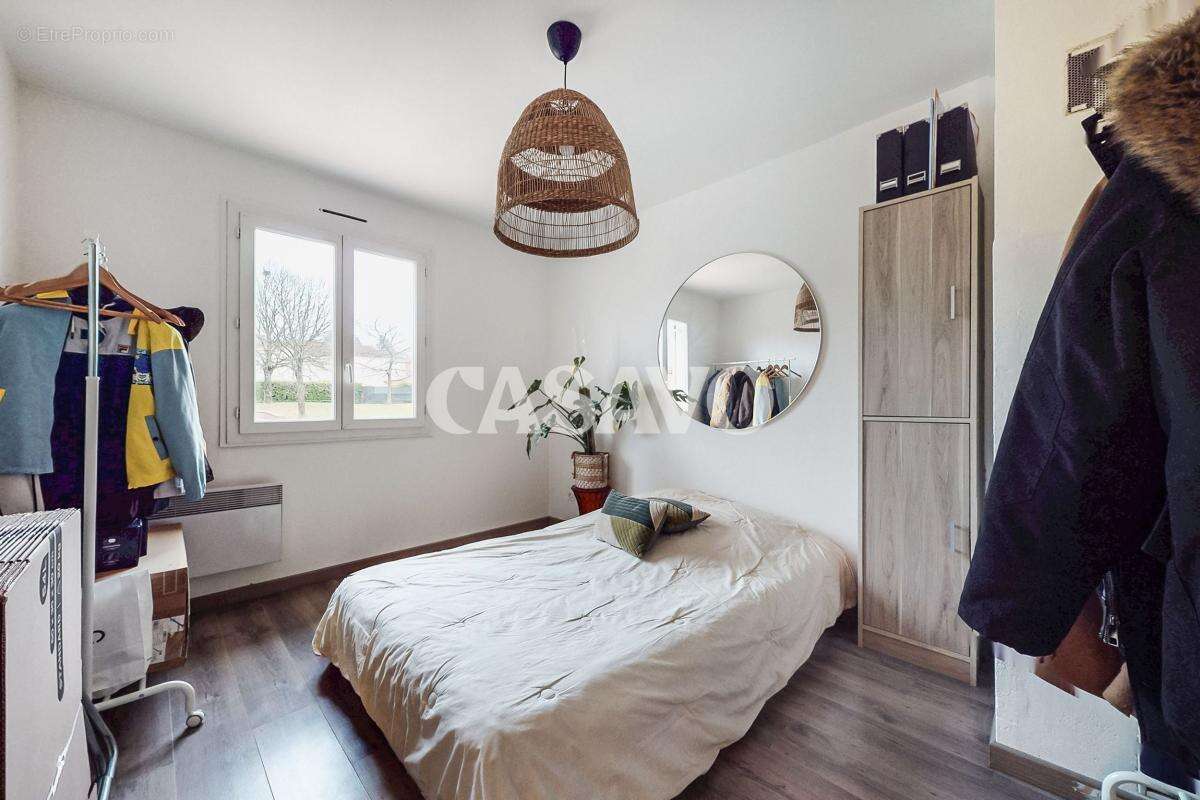 Maison à SALAISE-SUR-SANNE