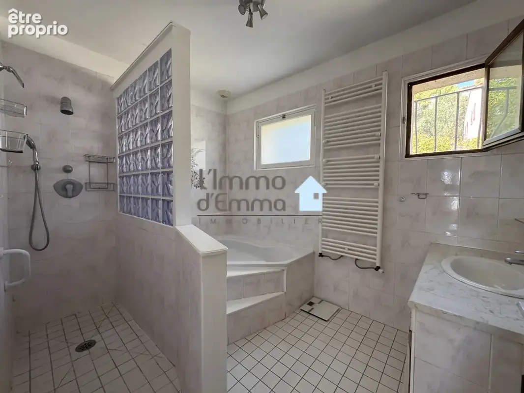Maison familiale en 2 appartements vue exceptionnelle calme absolu Château-Gombert - photo 9