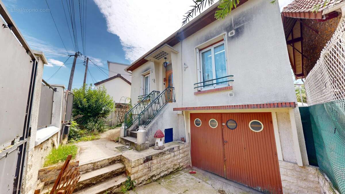 Maison à LE RAINCY